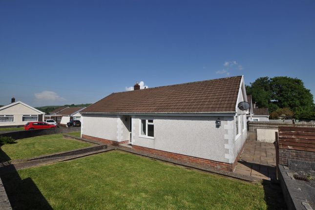 2 Brynteg, Pentremeurig, Carmarthen photo 2