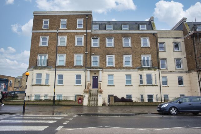 Thumbnail Flat for sale in Eastern Esplanade, Cliftonville