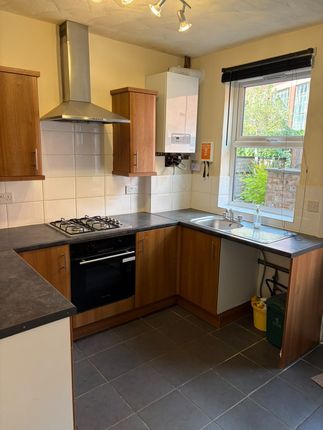 7, Ball Haye Terrace, Leek photo 3