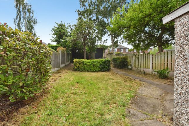 95, Houstead Road, South Yorkshire photo 4