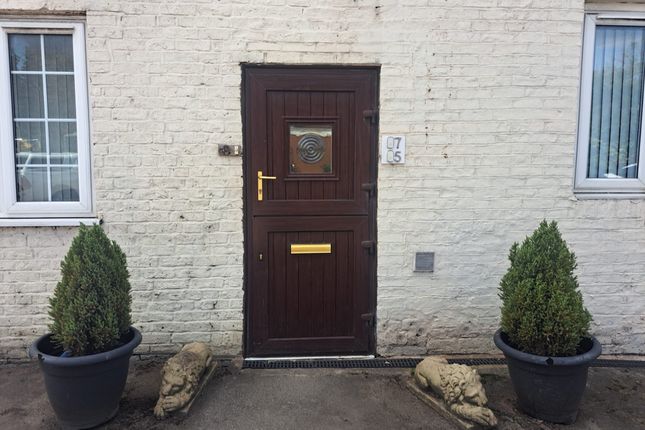 Flat 7, Manchester photo 2