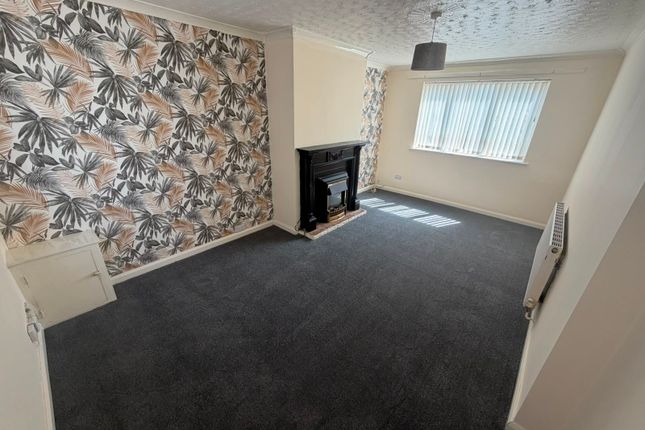 63, Barlow Road, Wednesbury photo 2