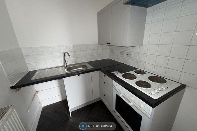 Flat   Manchester Road, Rochdale photo 3