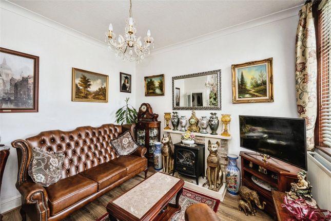 82, Alltygrug Road, Swansea photo 3