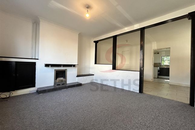 56, Stonehill Avenue, Leicester photo 2