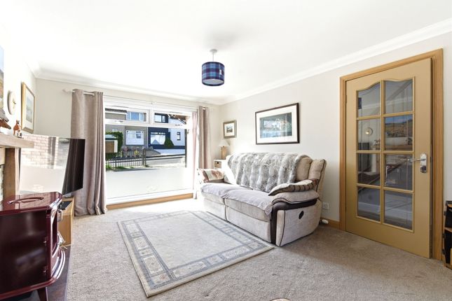 6 Hamilton Crescent, Falkirk photo 2