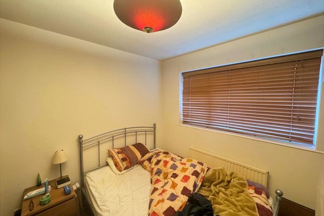 17, Westland Drive, Nottingham photo 5