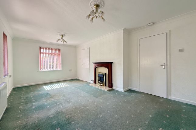 9, St Lawrence Crescent, Exeter photo 3