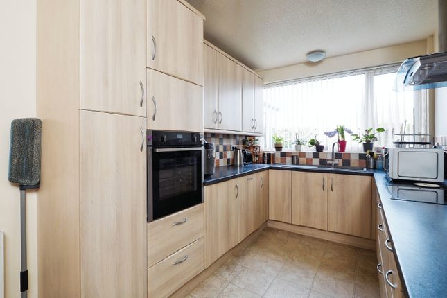 18, Rivergreen Crescent, Nottingham photo 4