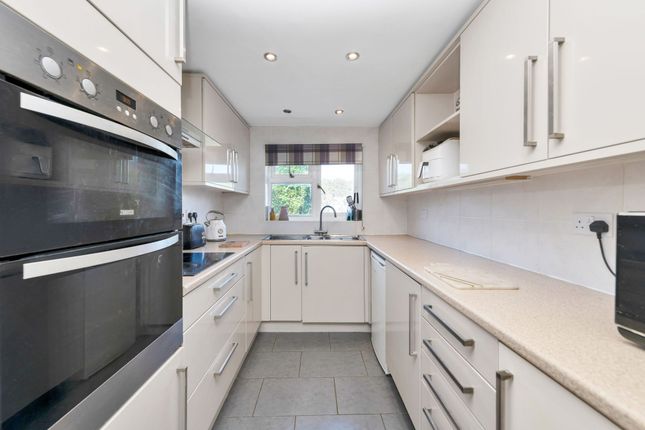 5 Montagu Street, St. Neots photo 2