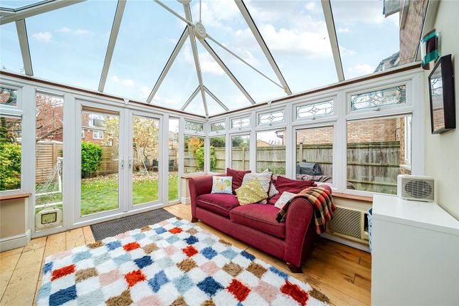 4, Marlborough Close, Walton-On-Thames photo 3