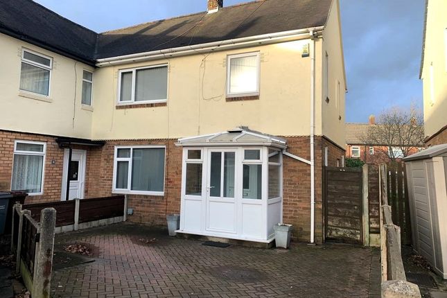 Thumbnail Terraced house to rent in Shepton Drive, Manchester