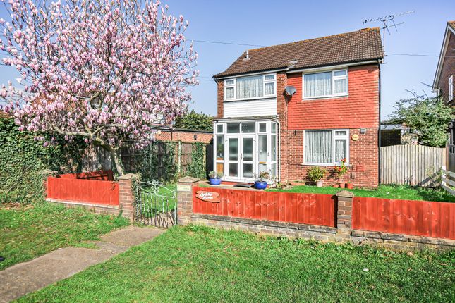 Thumbnail Detached house for sale in Old Bath Road, Colnbrook, Slough