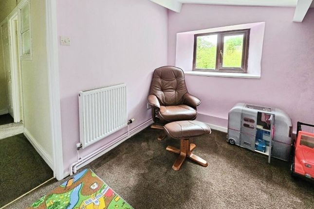 Doverte Cottage, Park Lane, Dursley photo 5
