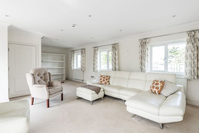 13 Calverley Heights Sandrock Road, Tunbridge Wells photo 4