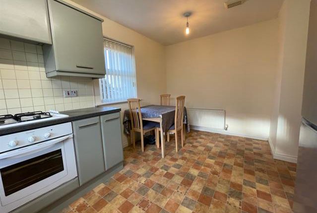 10, Spring Street, STOCKTON-ON-TEES photo 5