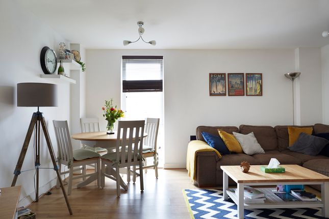 Flat for sale in Somerhill Avenue, Hove