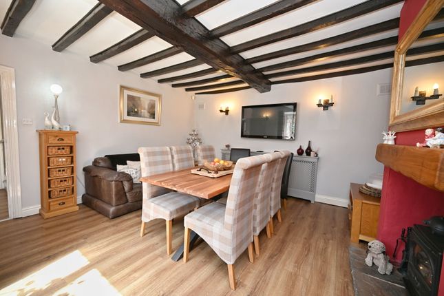 1, Lane Cottages, Barnsley photo 4