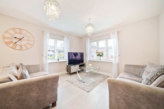 Flat for sale in Kingfisher Place, Bracknell, Berkshire