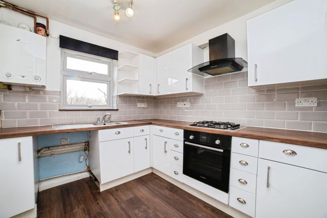 71, Bentinck Close, Newark photo 4