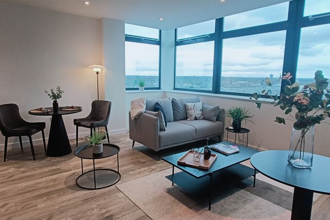 Thumbnail Flat to rent in 712 Paragon House, 48 Seymour Grove