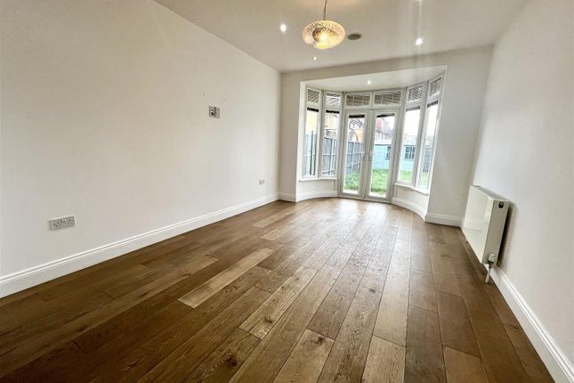 Terraced house to rent in Amberley Gardens, Enfield