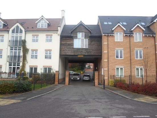 Thumbnail Flat to rent in Hermitage Court, Oadby, Leicester