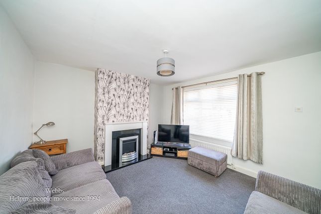 9, Grange Avenue, Walsall photo 2