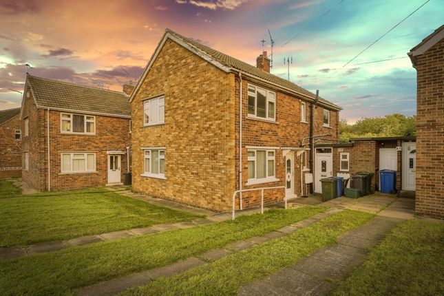 Thumbnail Flat for sale in Cromwell Drive, Sprotbrough, Doncaster, South Yorkshire