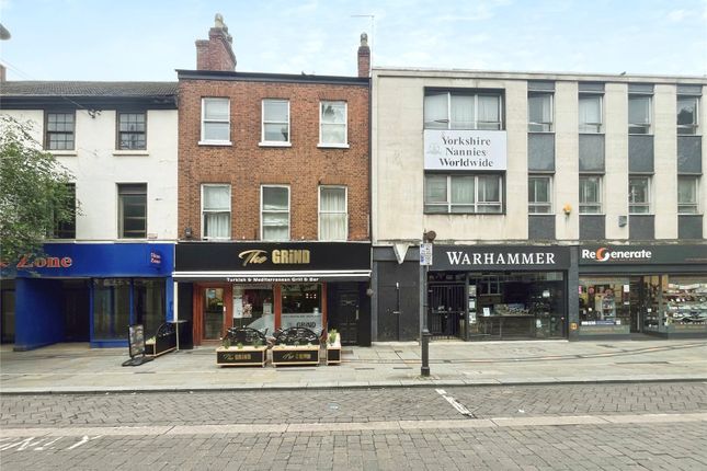 Flat to rent in High Street, Doncaster, South Yorkshire