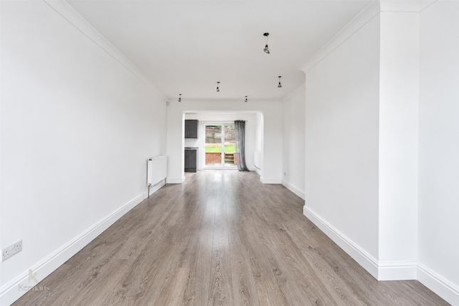 Highfield Drive, Manchester photo 3