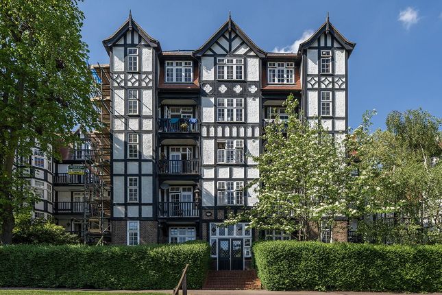 1-bed flat on 138, Holly Lodge Mansions, Highgate, £430,000