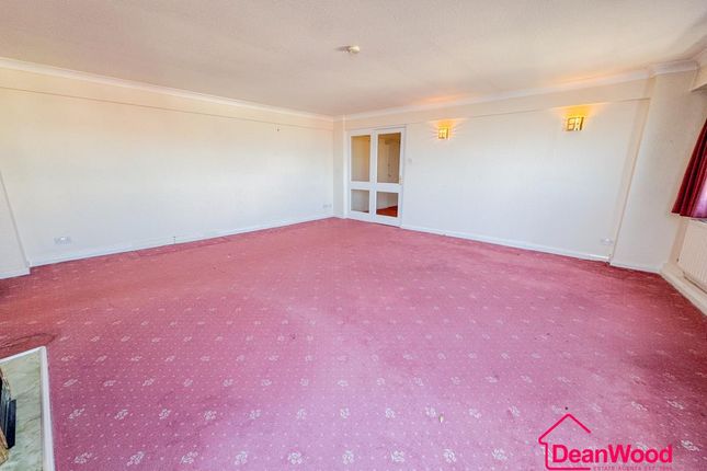 903, Kings Court, Isle Of Man photo 4
