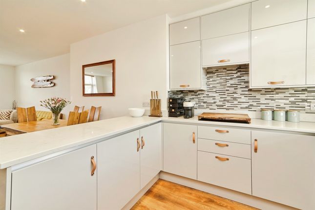 14, Barran Street, Bingley photo 3