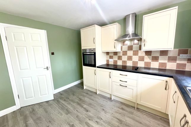 11, Farr Drive, Coventry photo 2
