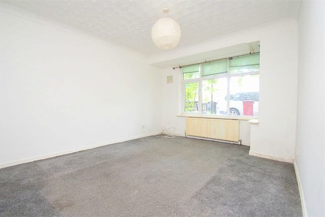 61b, Alexandra Road, Slough photo 3