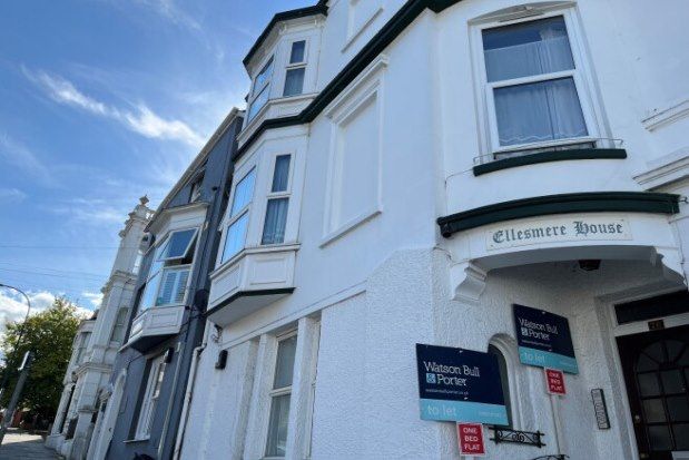Flat to rent in 76 George Street, Ryde