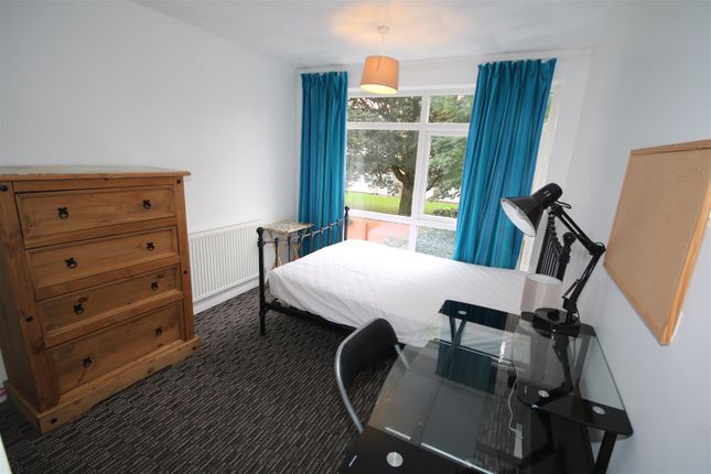 Shared accommodation to rent in Gore Mews, Canterbury