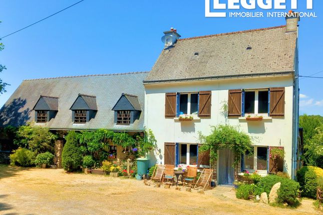 Villa for sale in Baud, Morbihan, Bretagne