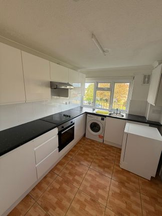 18, Jeremys Green, Edmonton photo 2