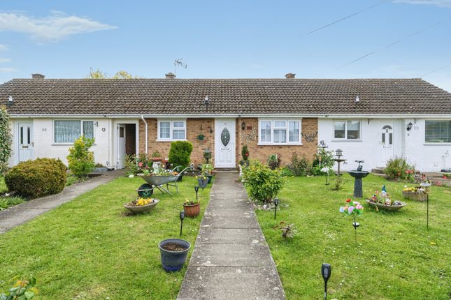 8, Orchard Way, Wimblington photo 2