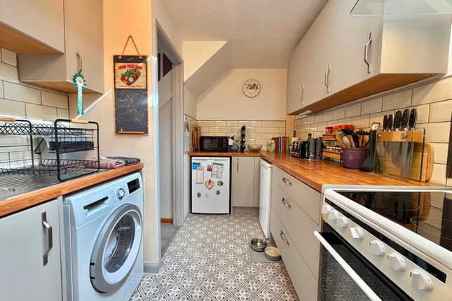 99 Coombe Drive, Cinderford photo 4