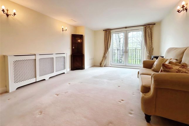 Flat to rent in Mortomley Lane, High Green, Sheffield, South Yorkshire