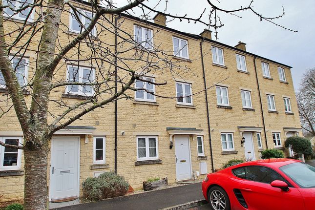 Thumbnail Town house for sale in Ashcombe Crescent, Witney