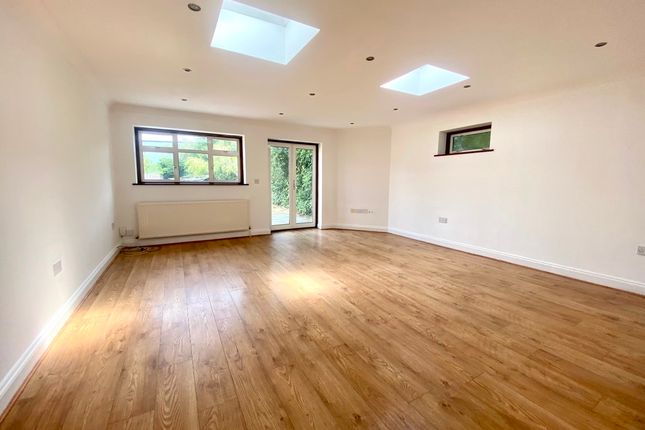 Thumbnail Bungalow for sale in Ashlyn Grove, Hornchurch