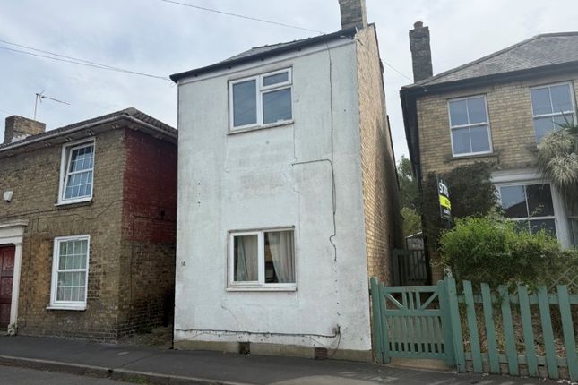 2-bed house on 16 Victoria Street, Littleport, Ely, £100,000