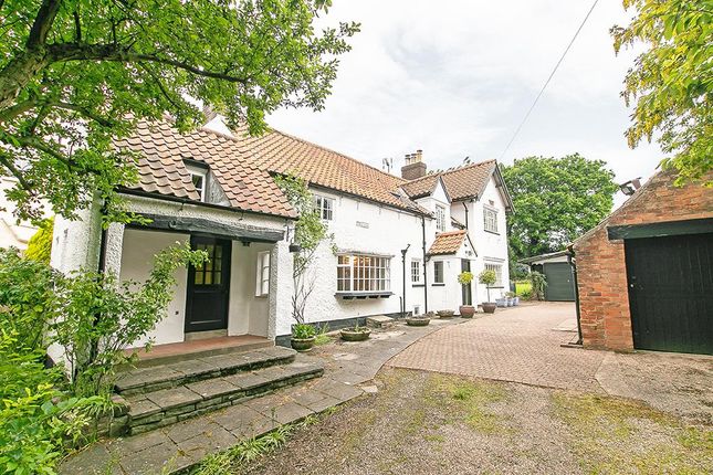 Thumbnail Cottage for sale in Main Street, Woodborough, Nottingham