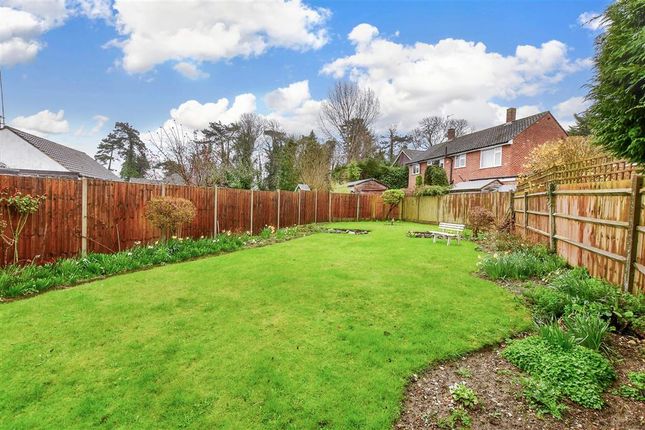 Thumbnail Property for sale in Tradescant Drive, Meopham, Kent