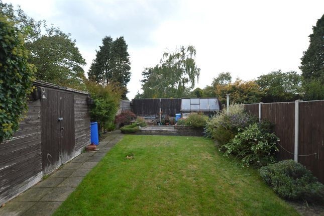 98, Ryecroft Avenue, Whitton photo 3