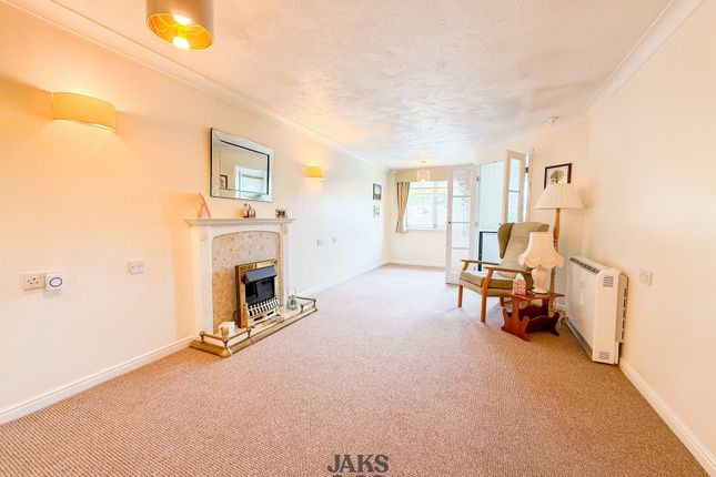 Souchay Court, 1,Flat 16, Clothorn Road, Manchester photo 2